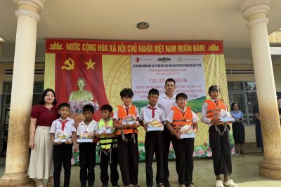 Chương trình truyền thông phòng chống đuối nước và bảo vệ trẻ em tại phường Cư Bao.